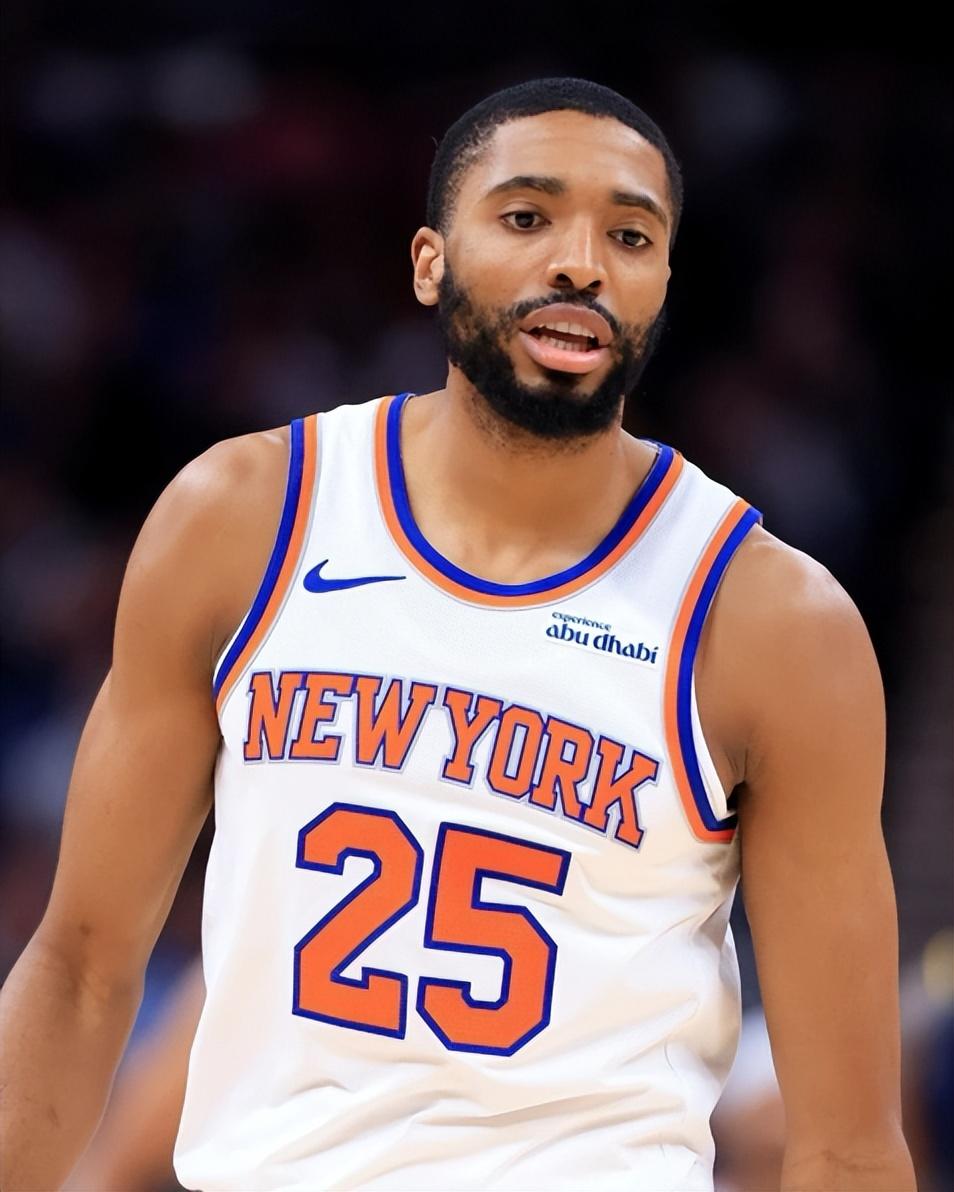 NG体育-西亚卡姆连续七场比赛得分超过突破纪录,日本队挑战极限!的简单介绍