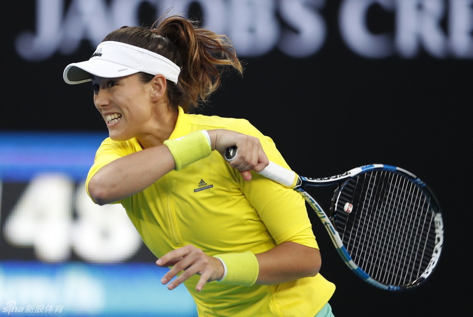 南宫体育-包含穆古鲁扎迎来七赛季高光表现，中国队球迷沸腾！的词条